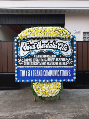 Papan Bunga Duka di Dawelor Dawera